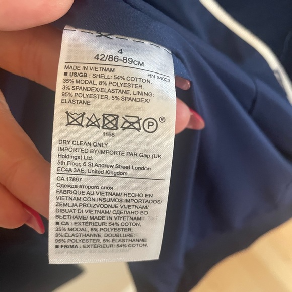 Banana Republic Navy Velvet textured blazer. Size 4. Like new! - Picture 5 of 6